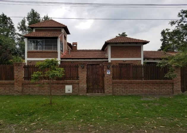 Importante Casa en venta en Villa Rebeca