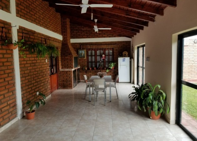 Importante Casa en venta en Villa Rebeca