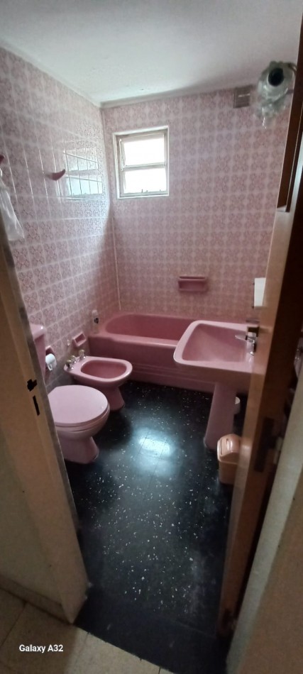 Importante Propiedad - Casa Zona Centro - Dean Funes 400