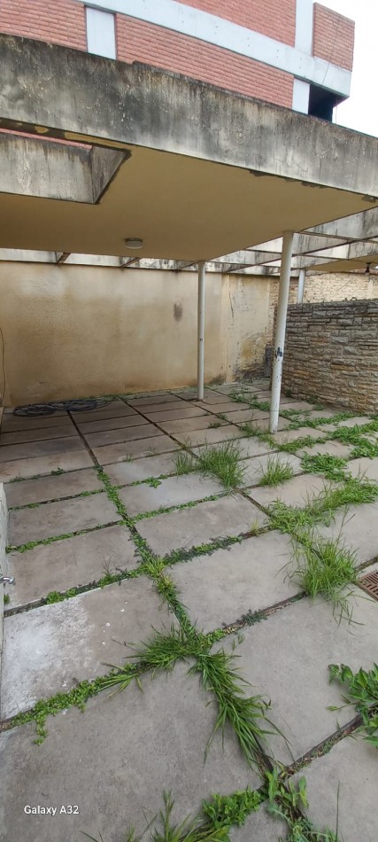 Importante Propiedad - Casa Zona Centro - Dean Funes 400