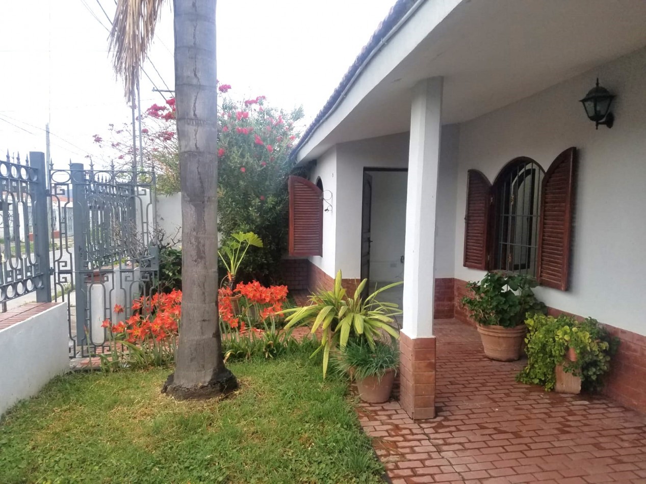CASA EN ALQUILER EN BARRIO SAN REMO