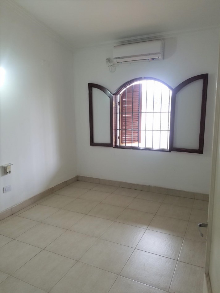 CASA EN ALQUILER EN BARRIO SAN REMO