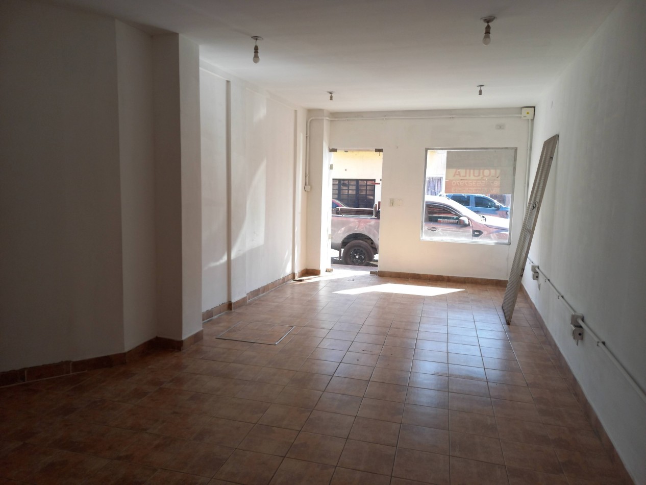 Local comercial en Alquiler 