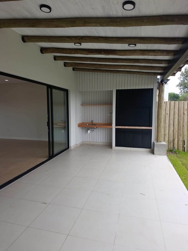 Casa en alquiler en San Lorenzo Chico- Housing La Cercania