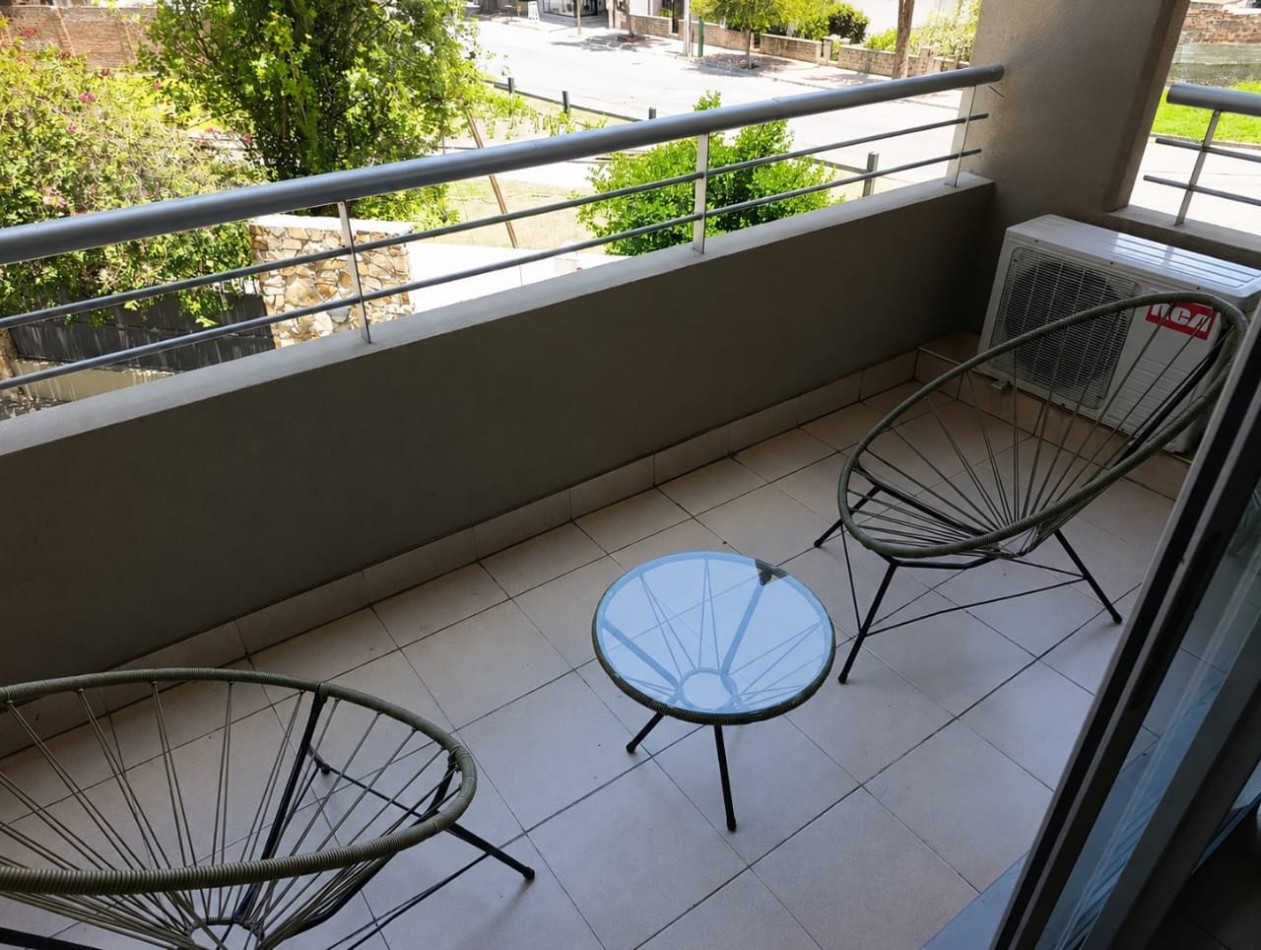 Departamento amoblado de categoria en Torre Santiago