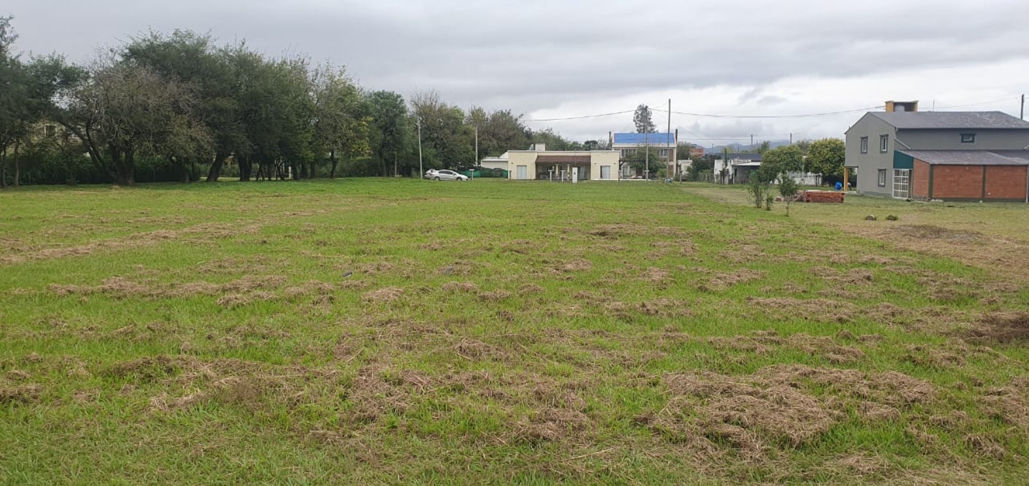 TERRENO EN BARRIO PRIVADO LOS OLMOS (1548,40 M2)