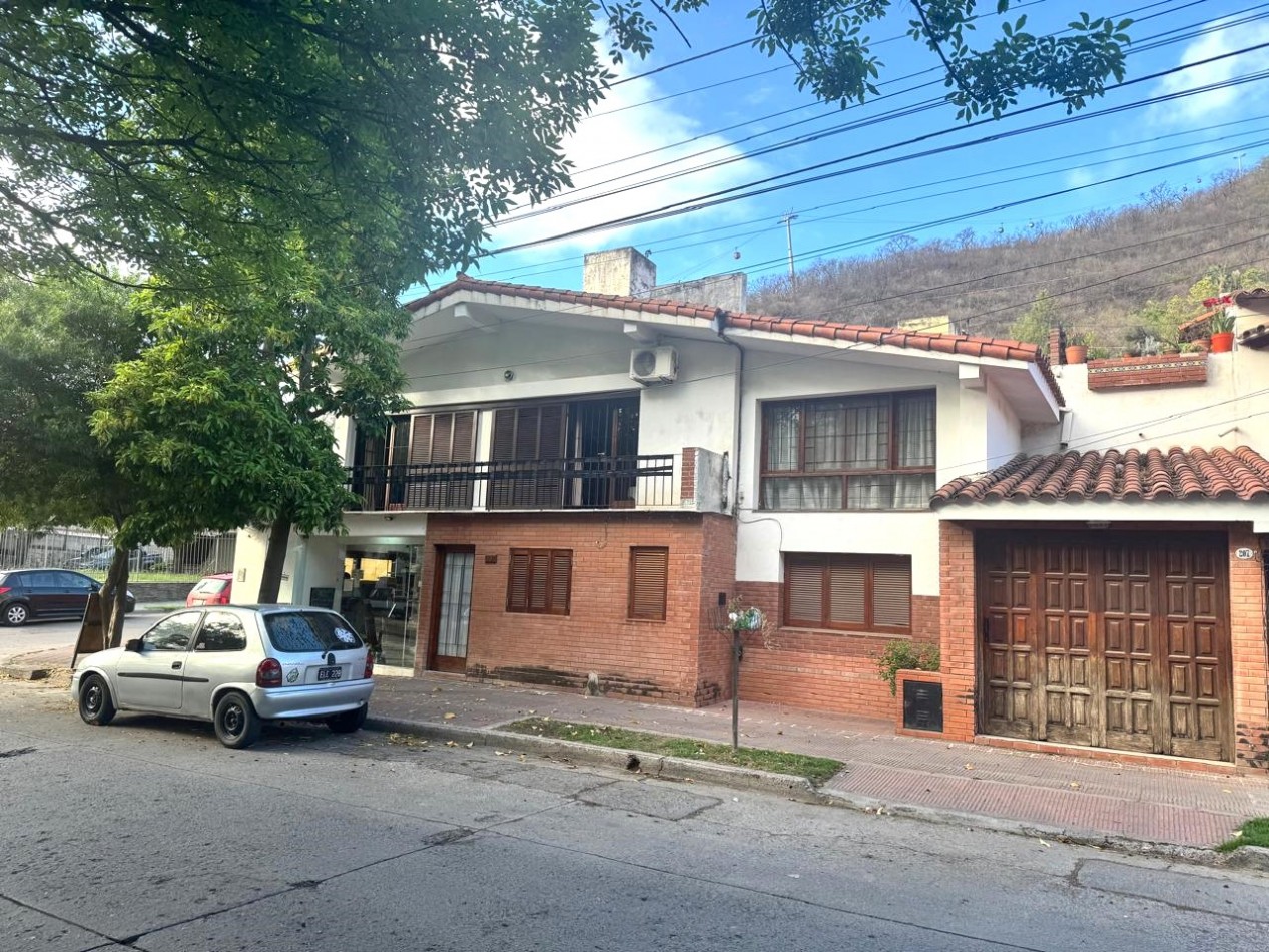 PH 3 dormitorios + Local Comercial Zona Hospital San Bernardo