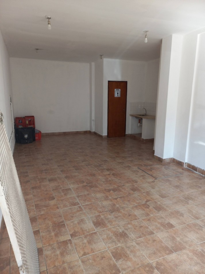 Local comercial en Alquiler 