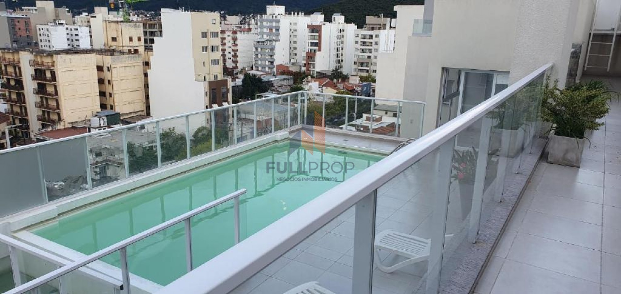 Alquiler 1 dormitorio con cochera.