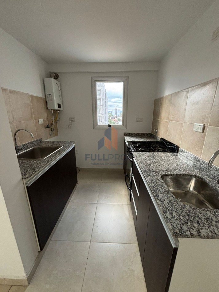 Departamento 1 dormitorio con cochera, Necochea 426