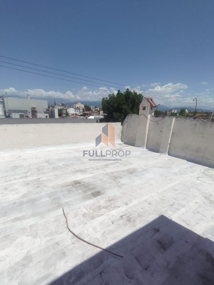 VIVIENDA COLECTIVA UBICADA EN LAVALLE AL 100  (6 UNIDADES FUNCIONALES)