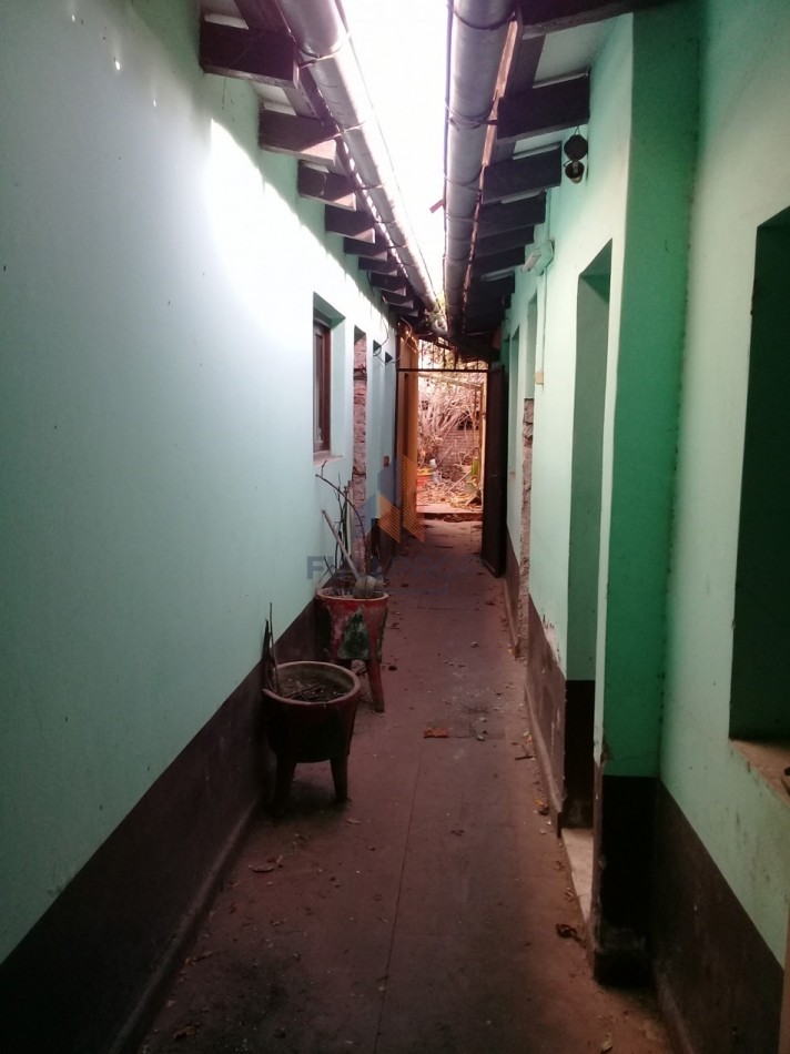 Casa a Reciclar en Leguizamon al 900