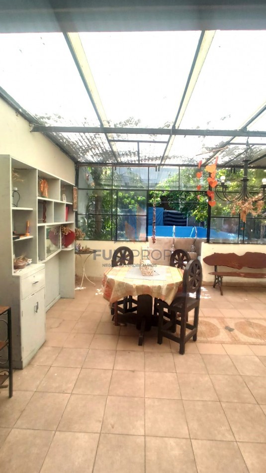 VIVIENDA COLECTIVA UBICADA EN LAVALLE AL 100  (6 UNIDADES FUNCIONALES)