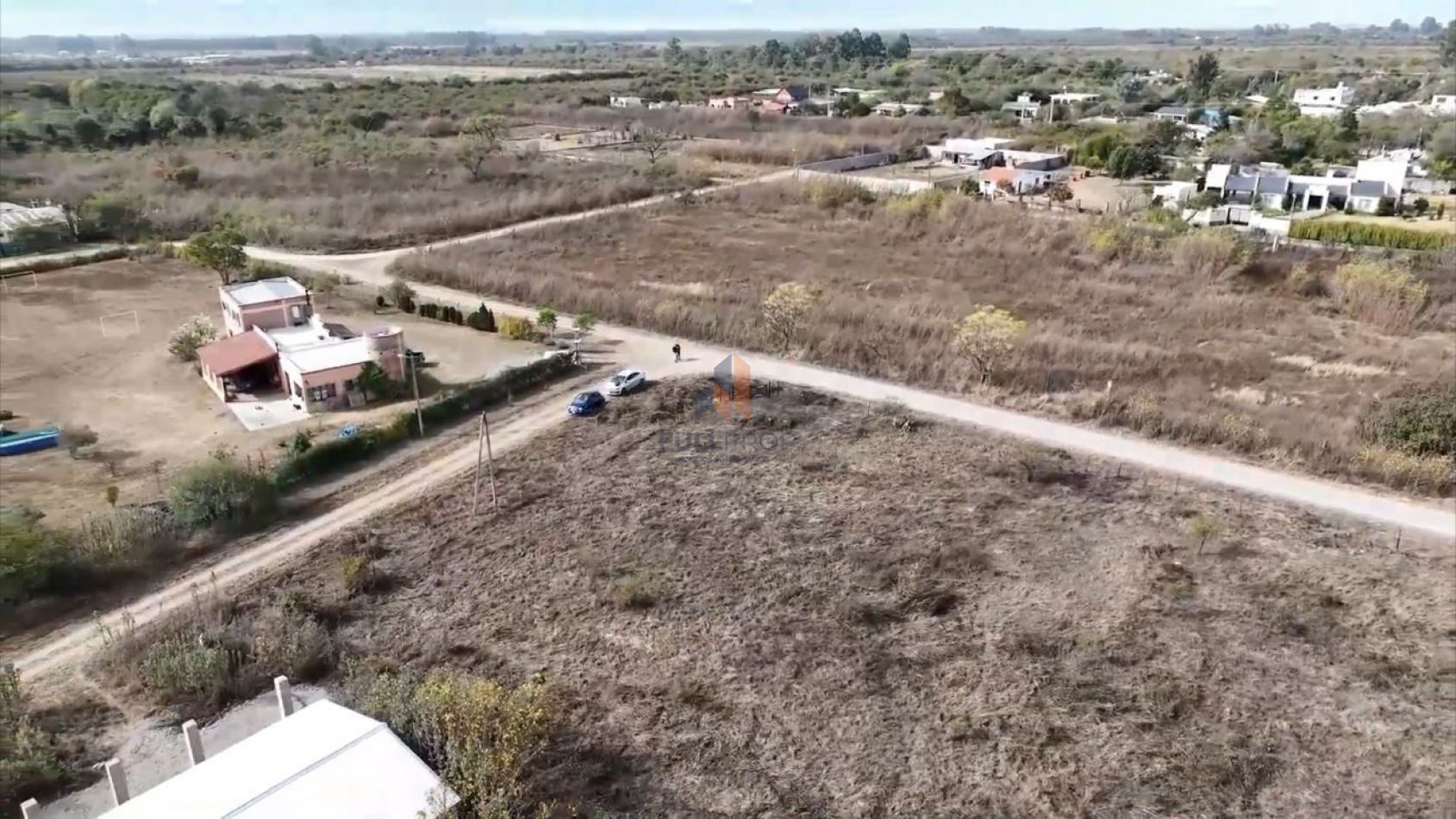 Terreno de 2960m2 en Las Lomitas, Quijano.