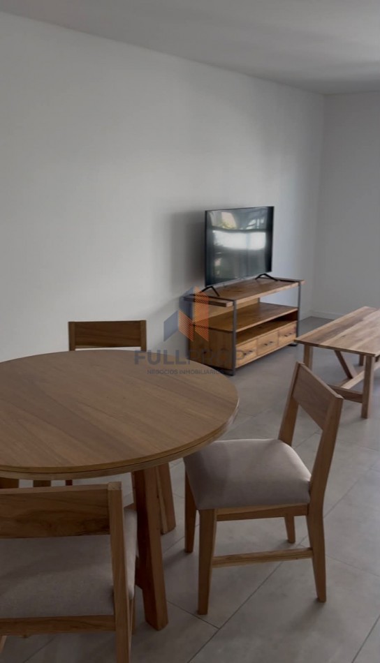 Departamentos en Alquiler - Dean Funes al 800, Excelente ubicacion