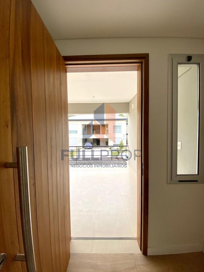 Departamento de 1 dormitorio en alquiler en La Angostura con cochera y amenities