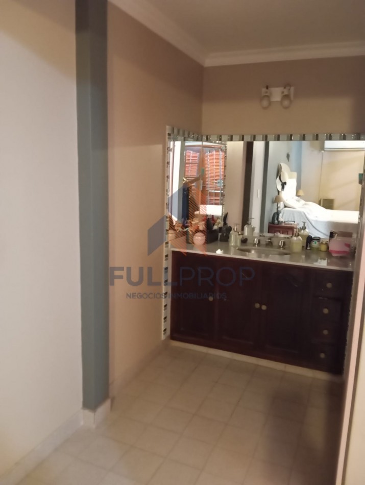CASA EN VENTA- TRES CERRITOS