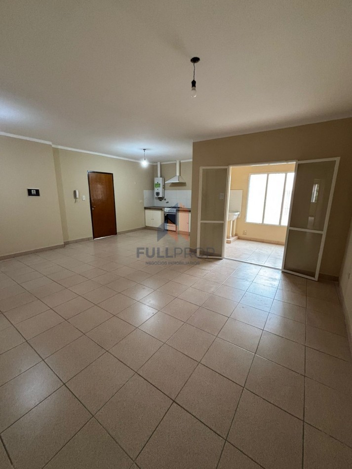 Departamento de dos dormitorios en Centro.