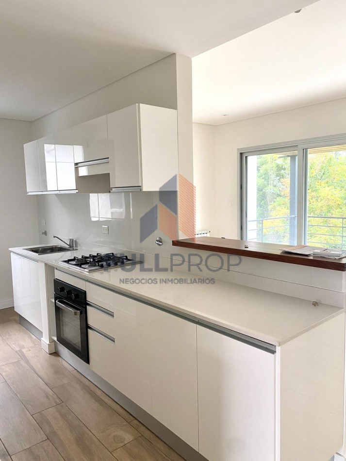 Departamento de 1 dormitorio en alquiler en La Angostura con cochera y amenities