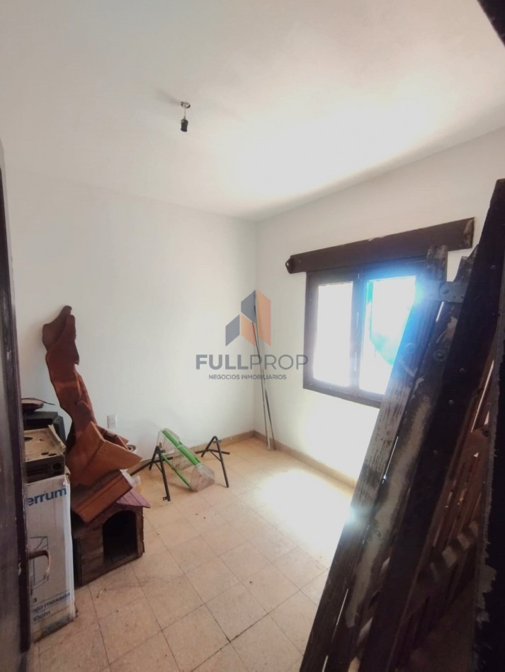 VIVIENDA COLECTIVA UBICADA EN LAVALLE AL 100  (6 UNIDADES FUNCIONALES)