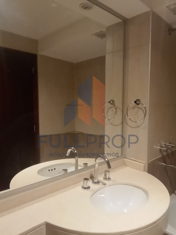 Amplios Departamentos en Alquiler 