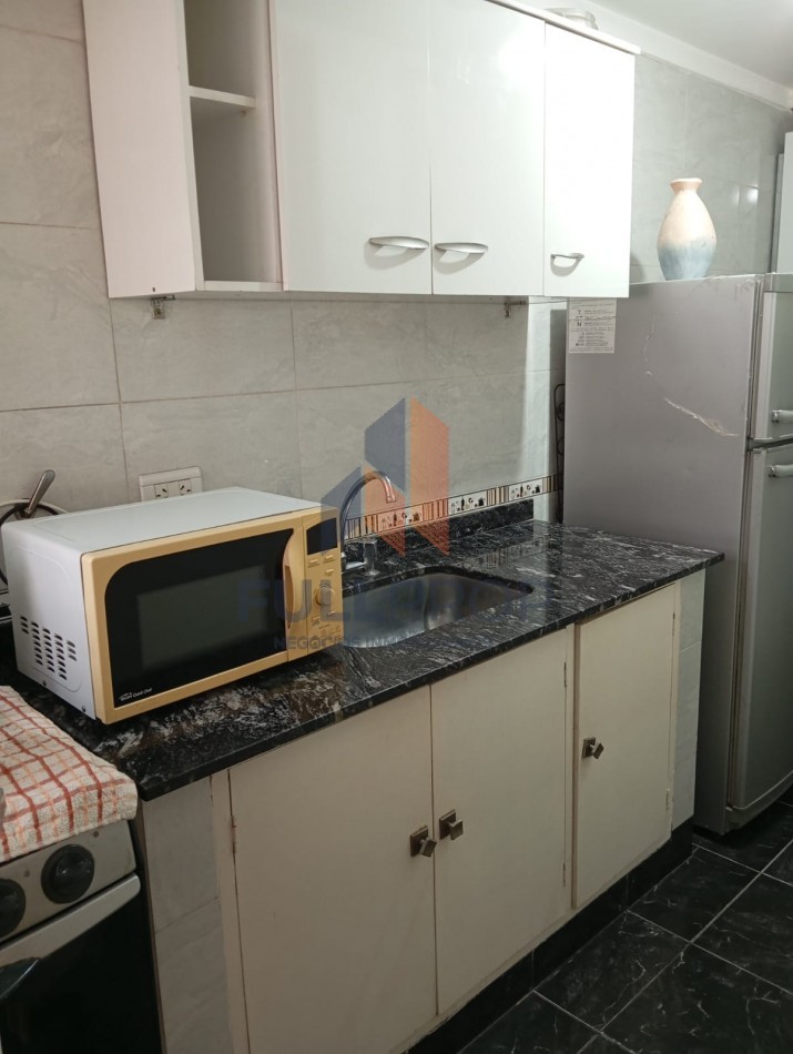 DPTO EN VENTA 1 DORMITORIO CON COCHERA/ AMOBLADO