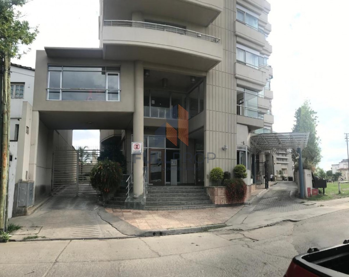 Departamento amoblado de categoria en Torre Santiago