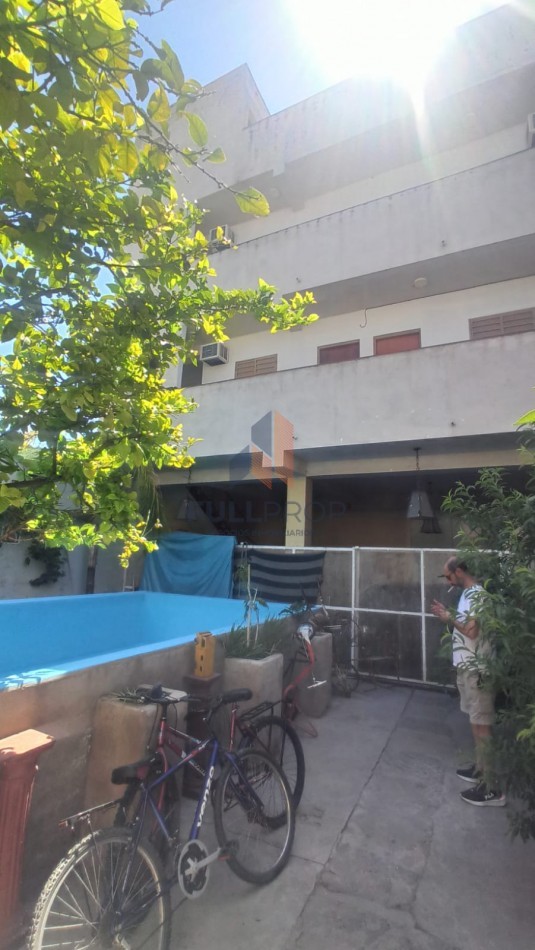 VIVIENDA COLECTIVA UBICADA EN LAVALLE AL 100  (6 UNIDADES FUNCIONALES)