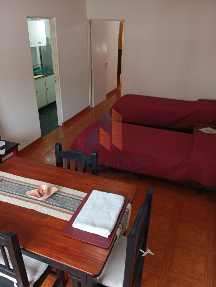 DPTO EN VENTA 1 DORMITORIO CON COCHERA/ AMOBLADO