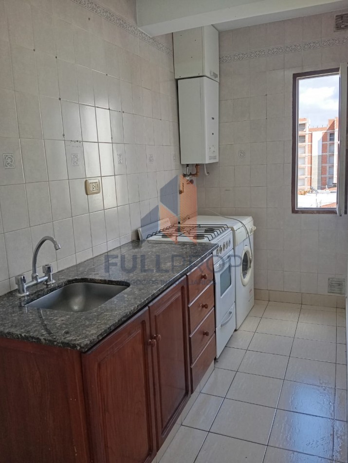 Departamento en Venta 1 dormitorio con cochera, zona Centro