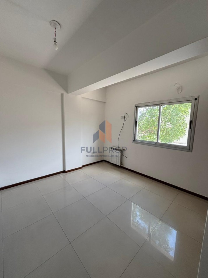 Amplio departamento de 2 dormitorios en Alvarado 1764