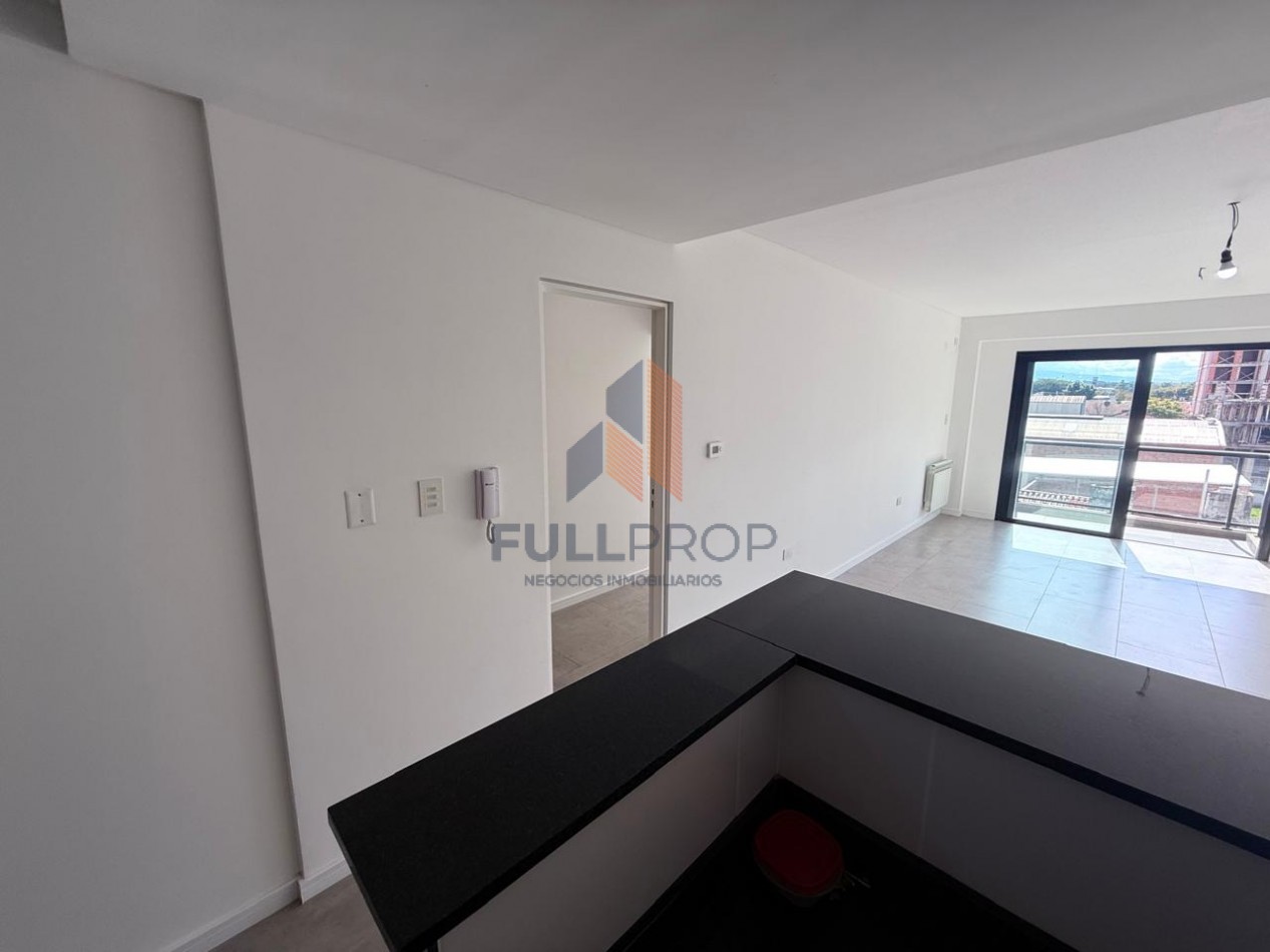 Departamento en venta - Dean Funes al 800, Excelente ubicacion