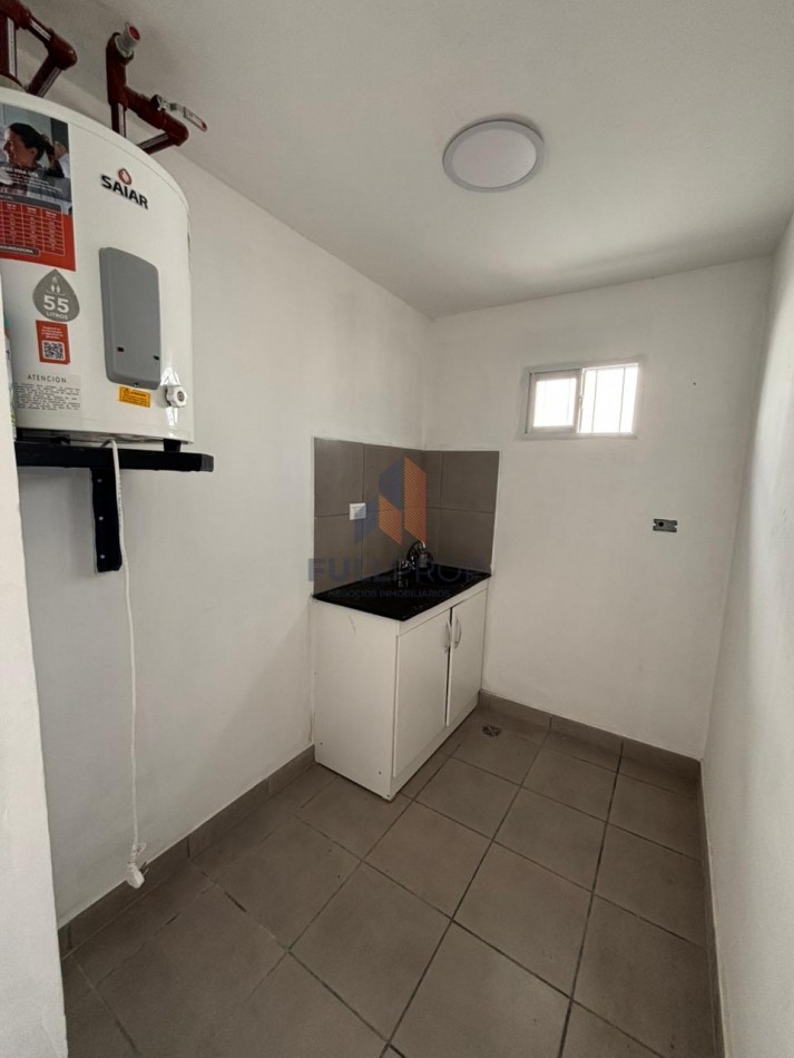 Excelente Galpon en Alquiler. A estrenar!