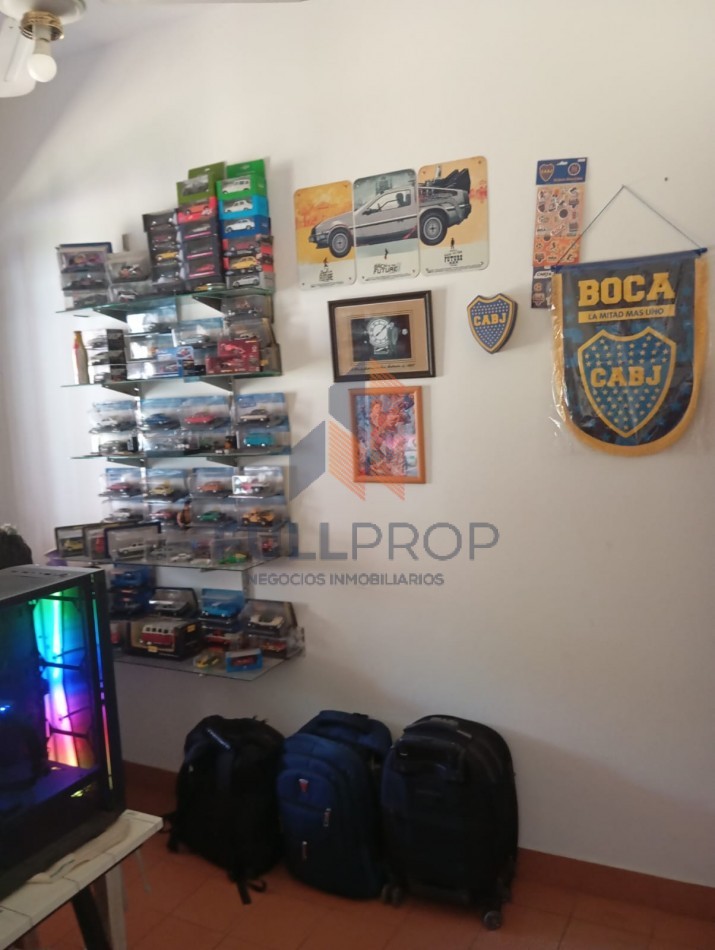 CASA EN VENTA- TRES CERRITOS