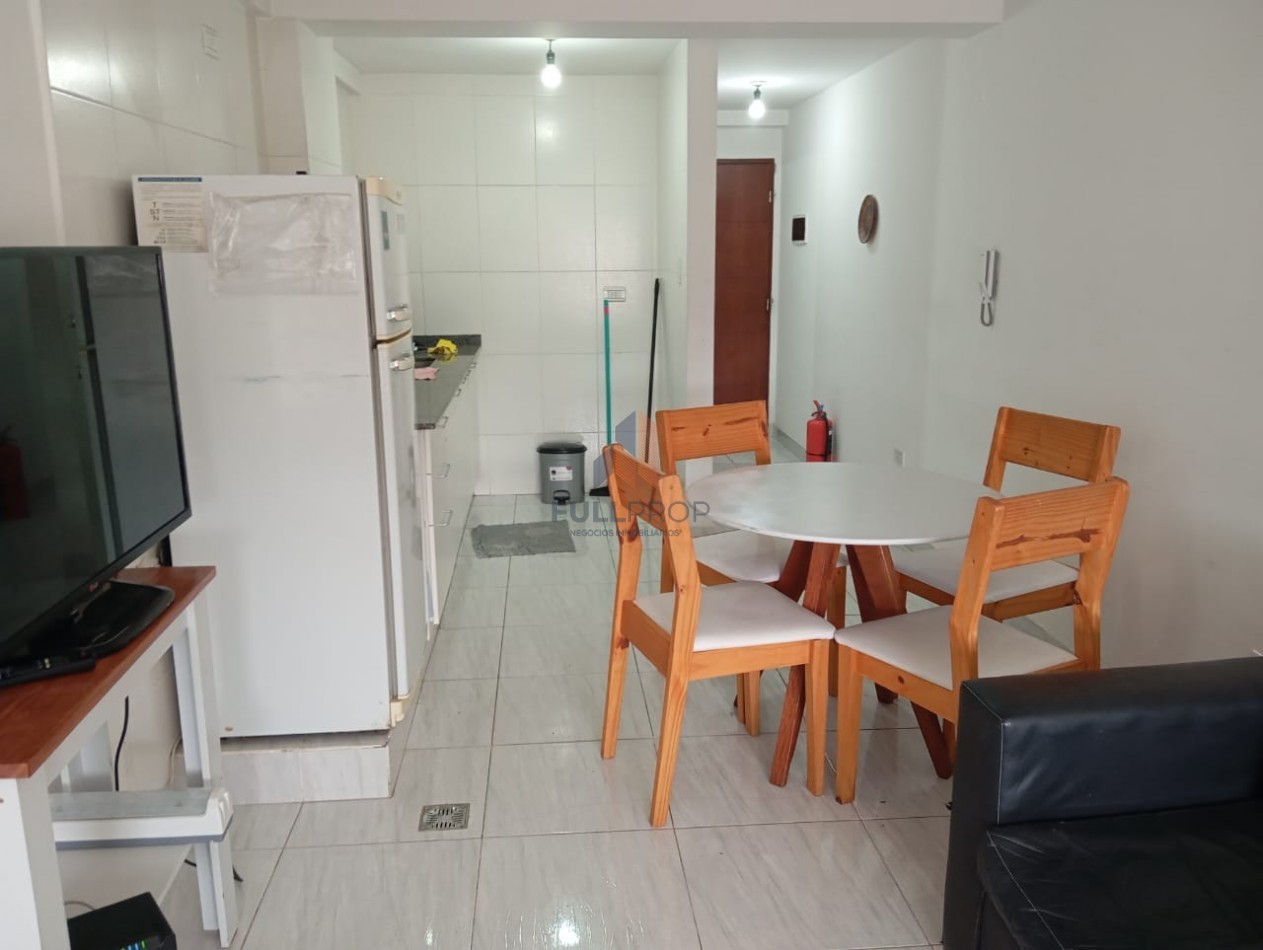 Monoambiente semiamueblado en alquiler 
