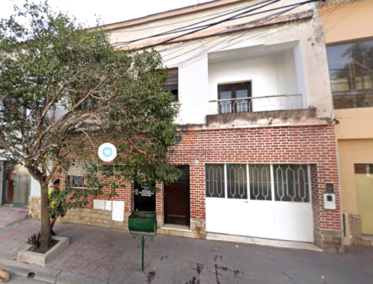 VIVIENDA COLECTIVA UBICADA EN LAVALLE AL 100  (6 UNIDADES FUNCIONALES)