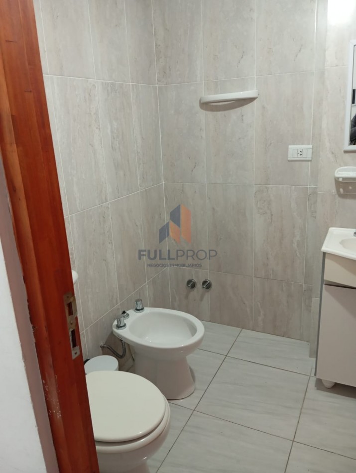 Monoambiente semiamueblado en alquiler 