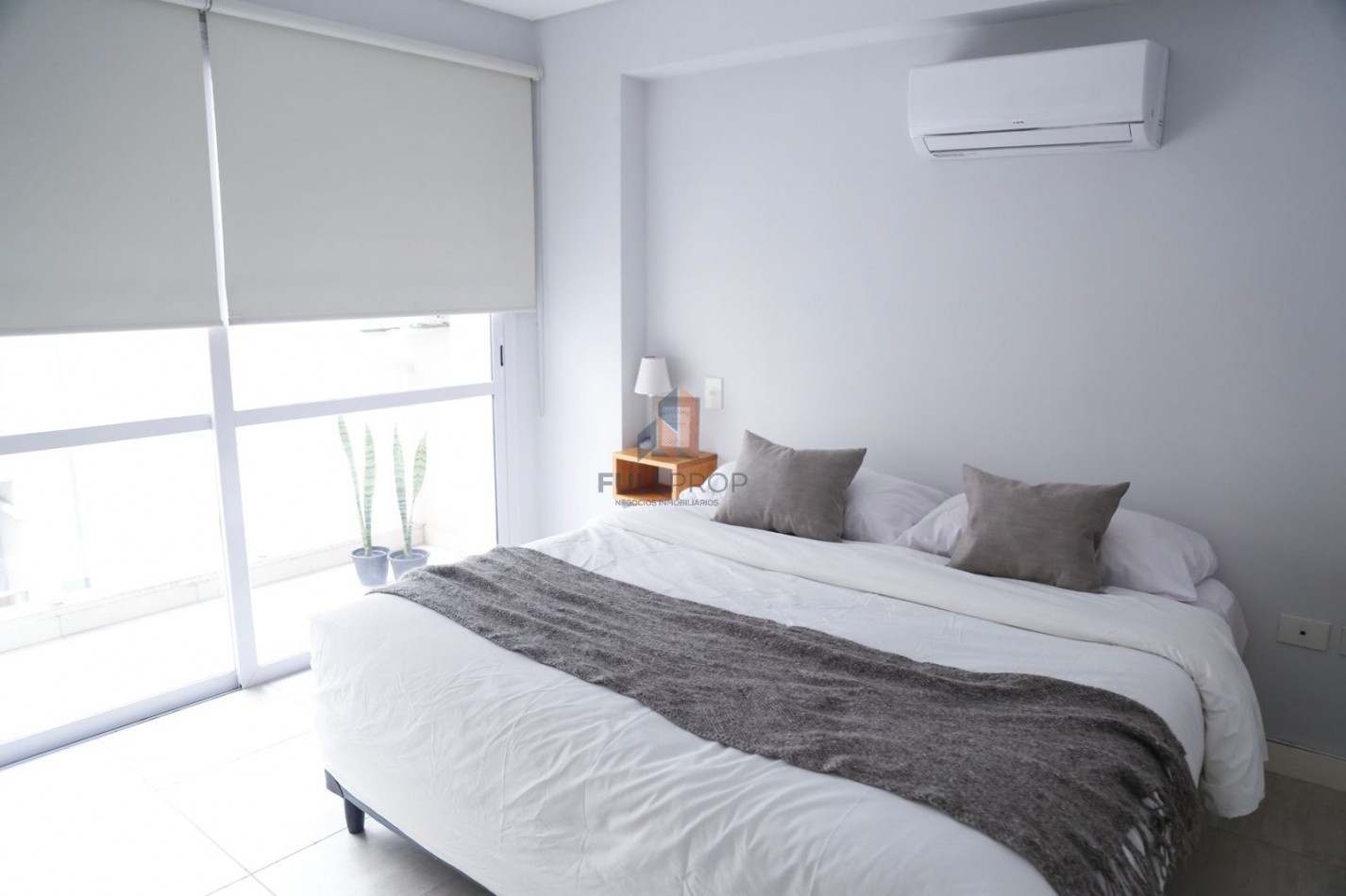 Departamento Amoblado en Dean Funes al 800