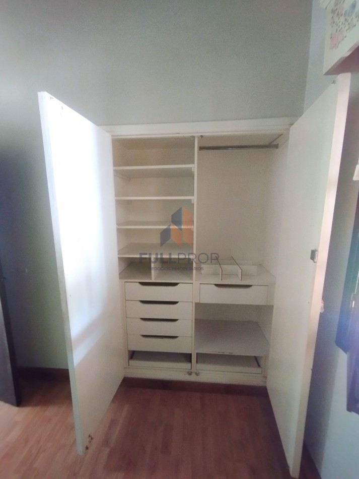 CASA EN B° PRIVADO LOS OLMOS