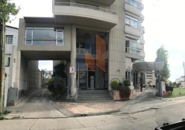 Departamento amoblado de categoria en Torre Santiago