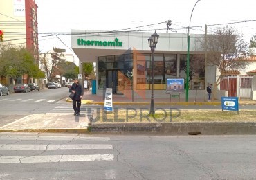 LOCAL COMERCIAL AV. ENTRE RIOS ESQ. 25 DE MAYO